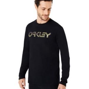 Oakley Mark II Long Sleeve Tee in Blackout 🆕